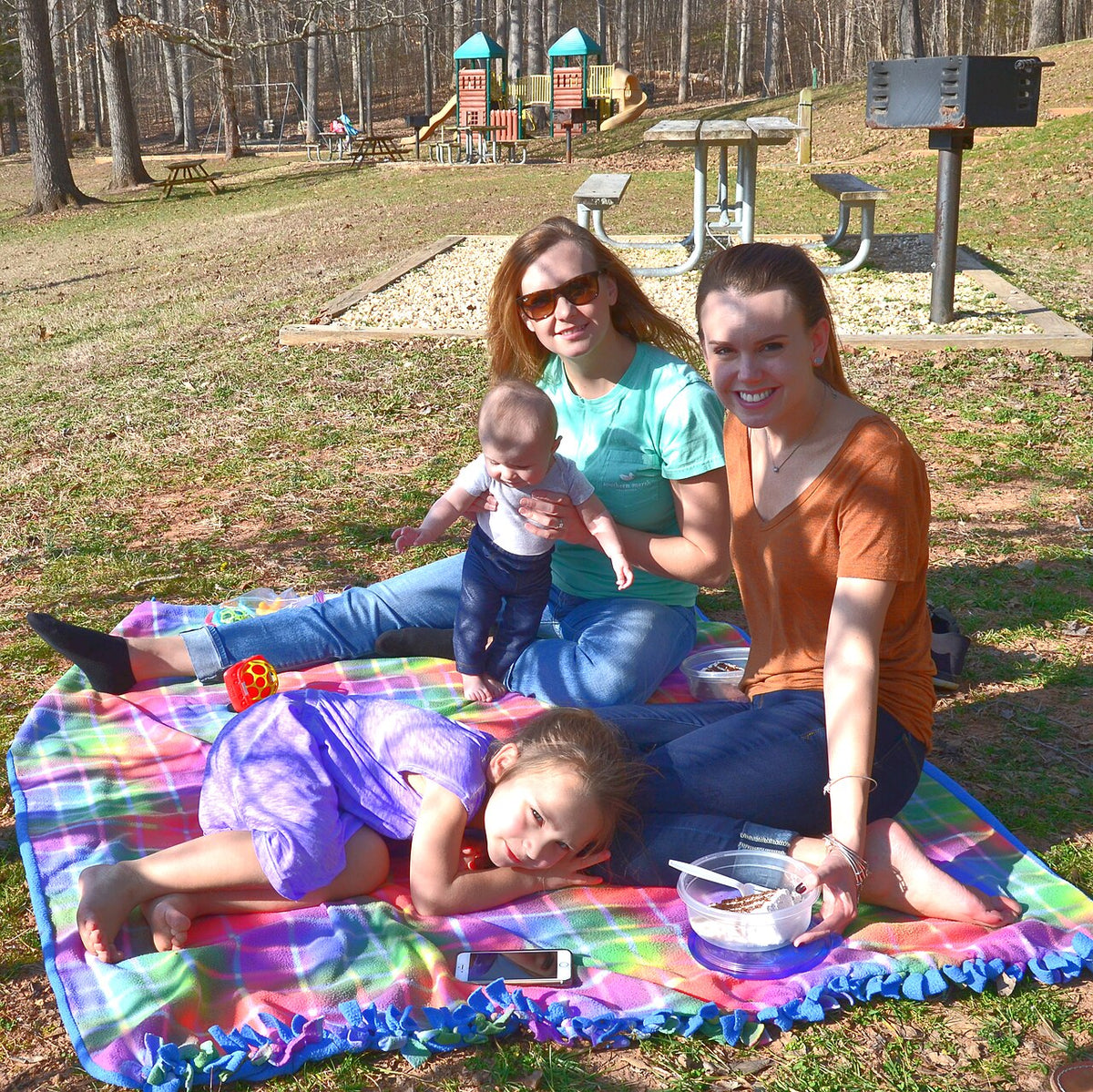 Waterproof Picnic Blanket, Extra Large 79 x 79 in
